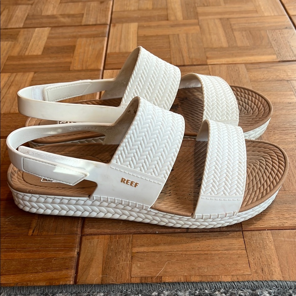 Reef Women's Water Friendly White Sandals